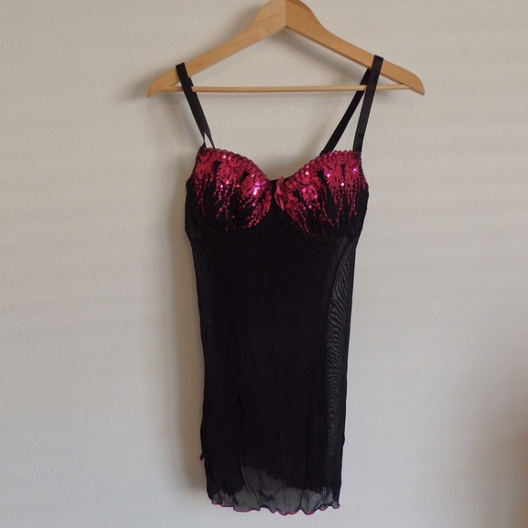 Black Fuchsia Pink Sequence Lingerie w/ Underwire - Picture 1 of 4